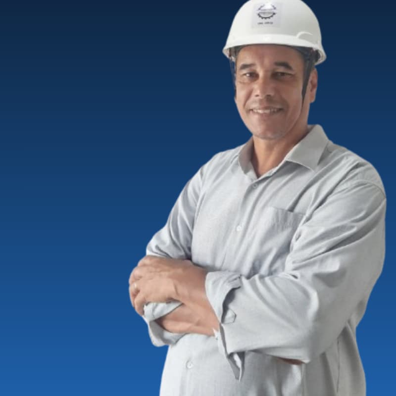 Enir Camargo, engenheiro mecânico